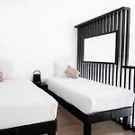 Ecla Paris Massy Apart Otel 3*