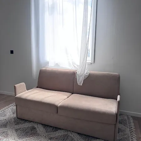 Ecla Paris Massy アパートホテル 3*