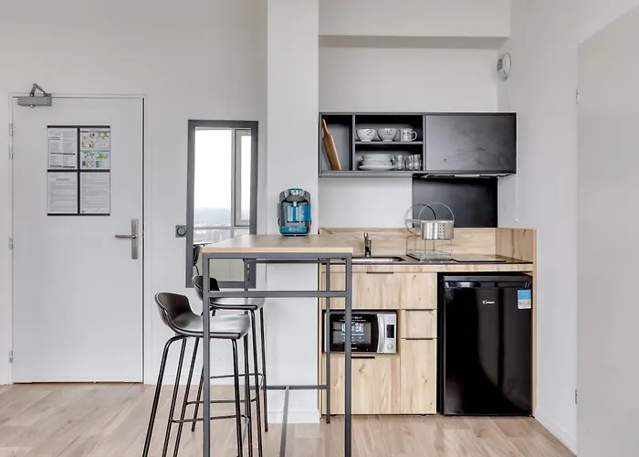 Ecla Paris Massy 3* Palaiseau