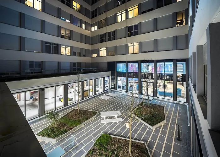 Ecla Paris Massy Aparthotel