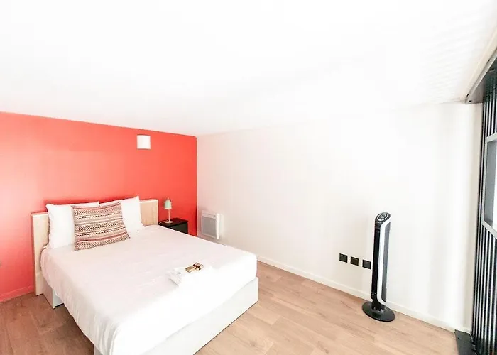Aparthotel Ecla Paris Massy 3*