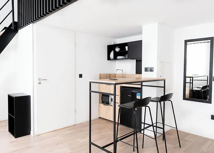 Aparthotel Ecla Paris Massy